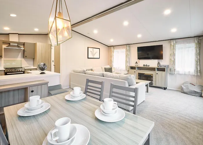 Gleneagles With Hot Tub