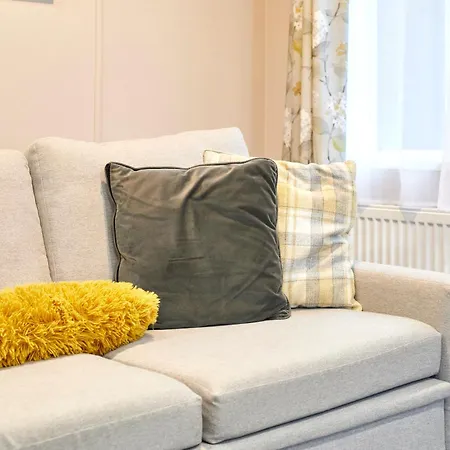 Дом отдыха Gleneagles With Hot Tub